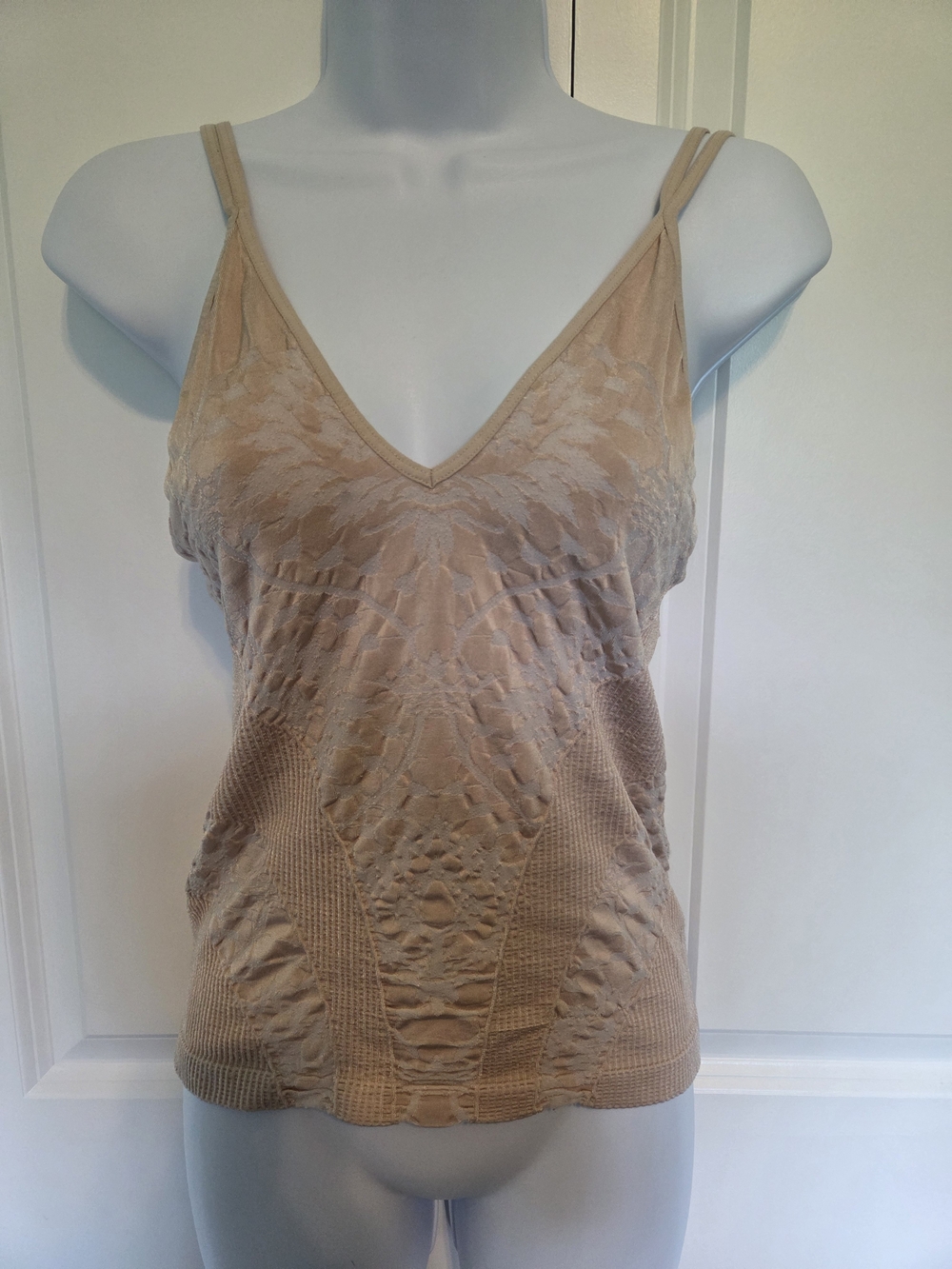 Intimately By Free PeopleNeutral Beige V-Neck Lace-Pattern Camisole Tank - Women